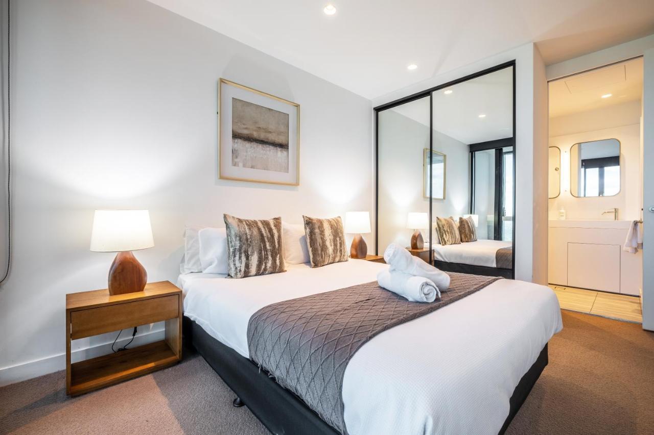 Mega Style Apartments Victoria One Melbourne Dış mekan fotoğraf