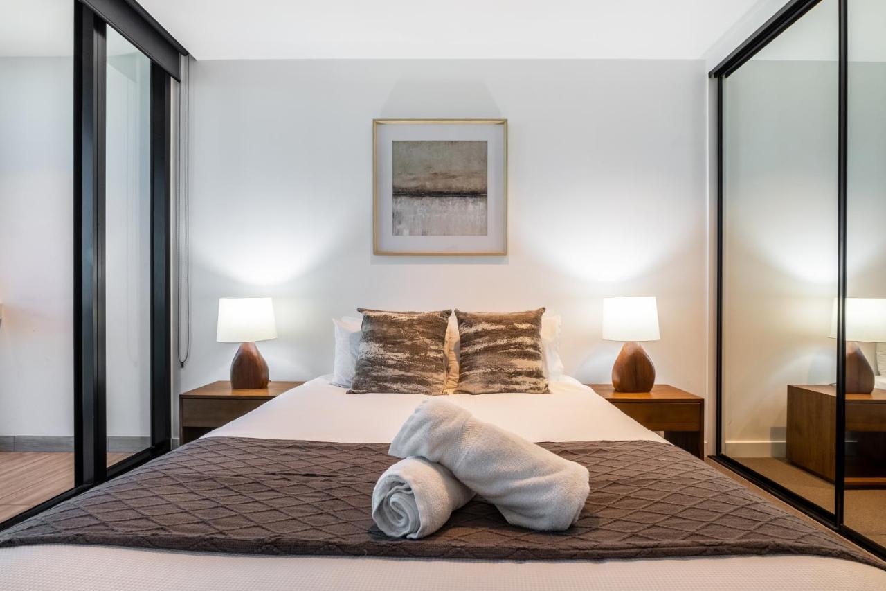 Mega Style Apartments Victoria One Melbourne Dış mekan fotoğraf