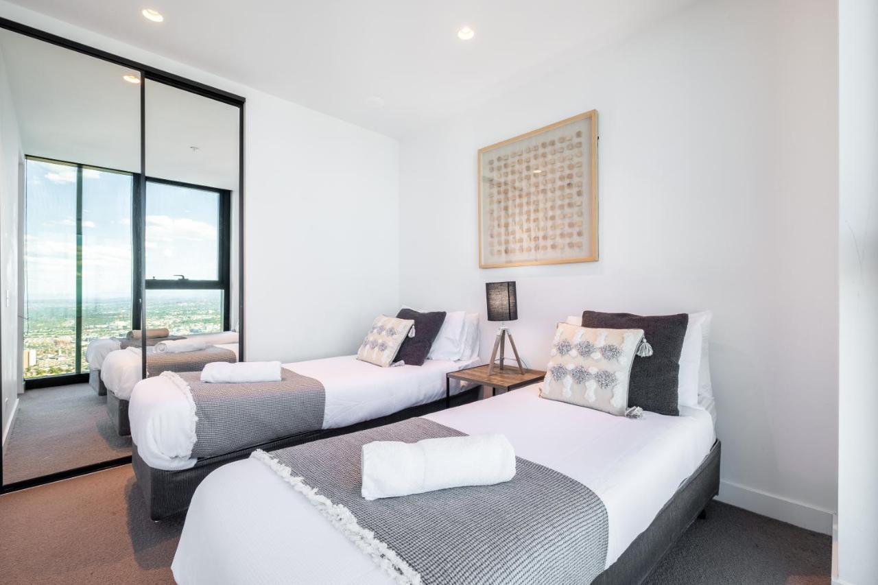 Mega Style Apartments Victoria One Melbourne Dış mekan fotoğraf