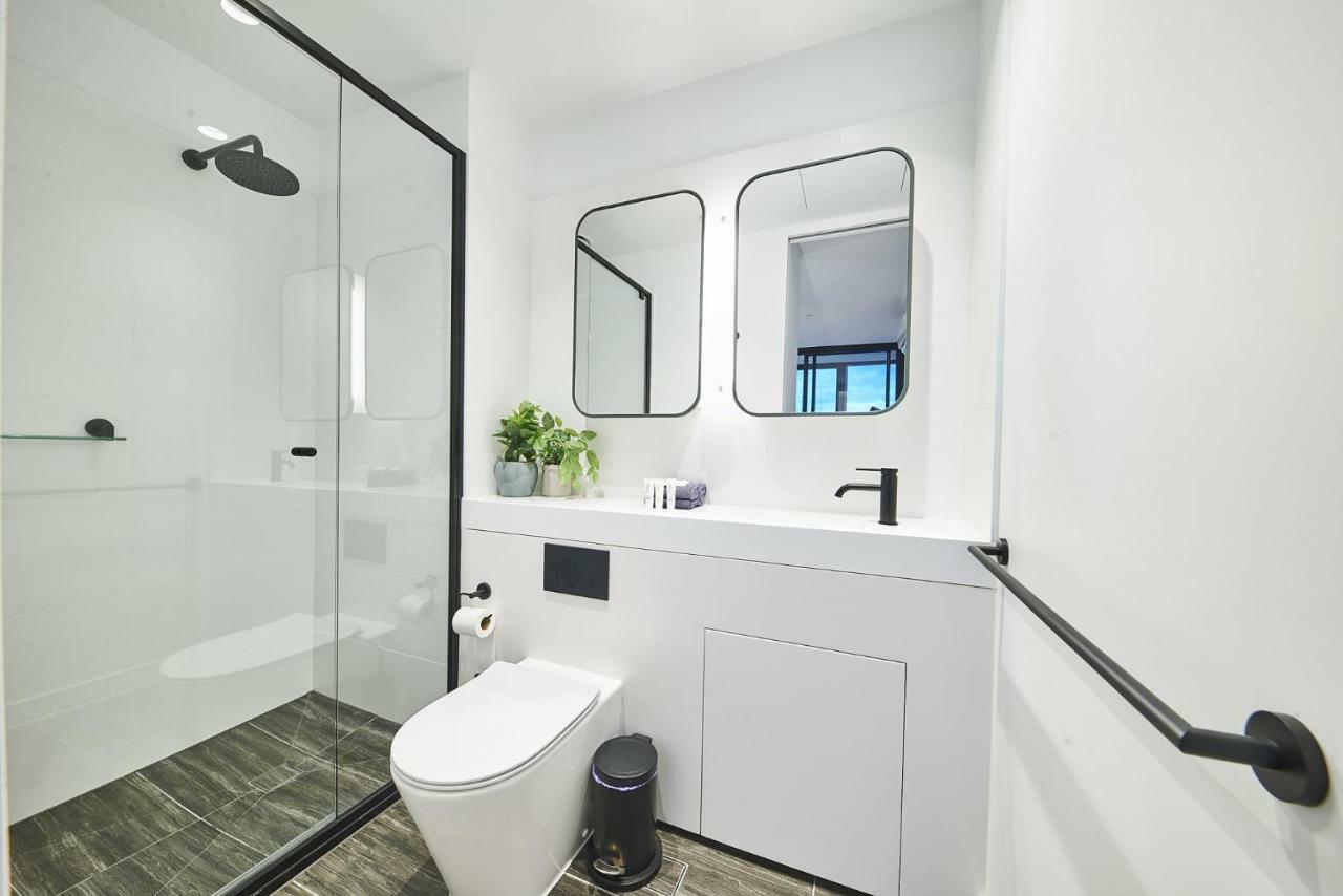 Mega Style Apartments Victoria One Melbourne Dış mekan fotoğraf